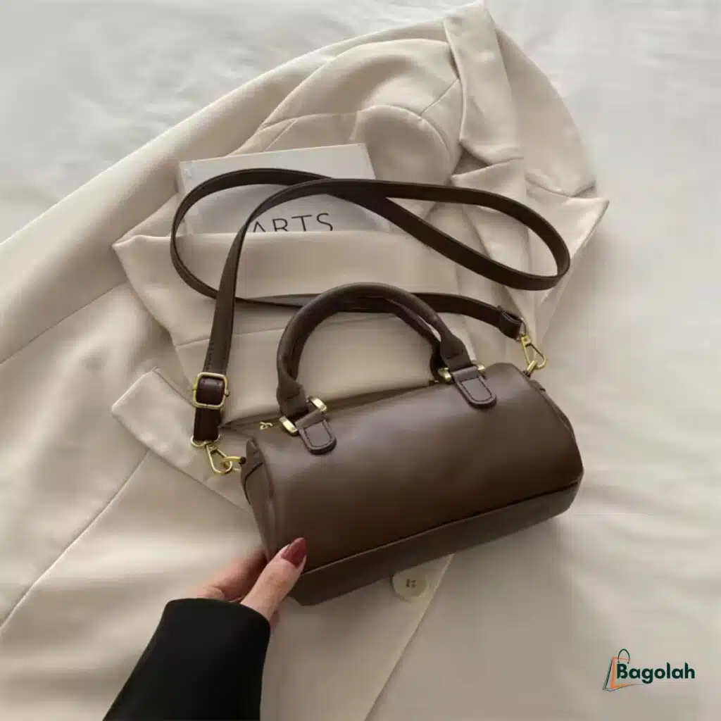 Candy Cuddle Crossbody Handbags 1