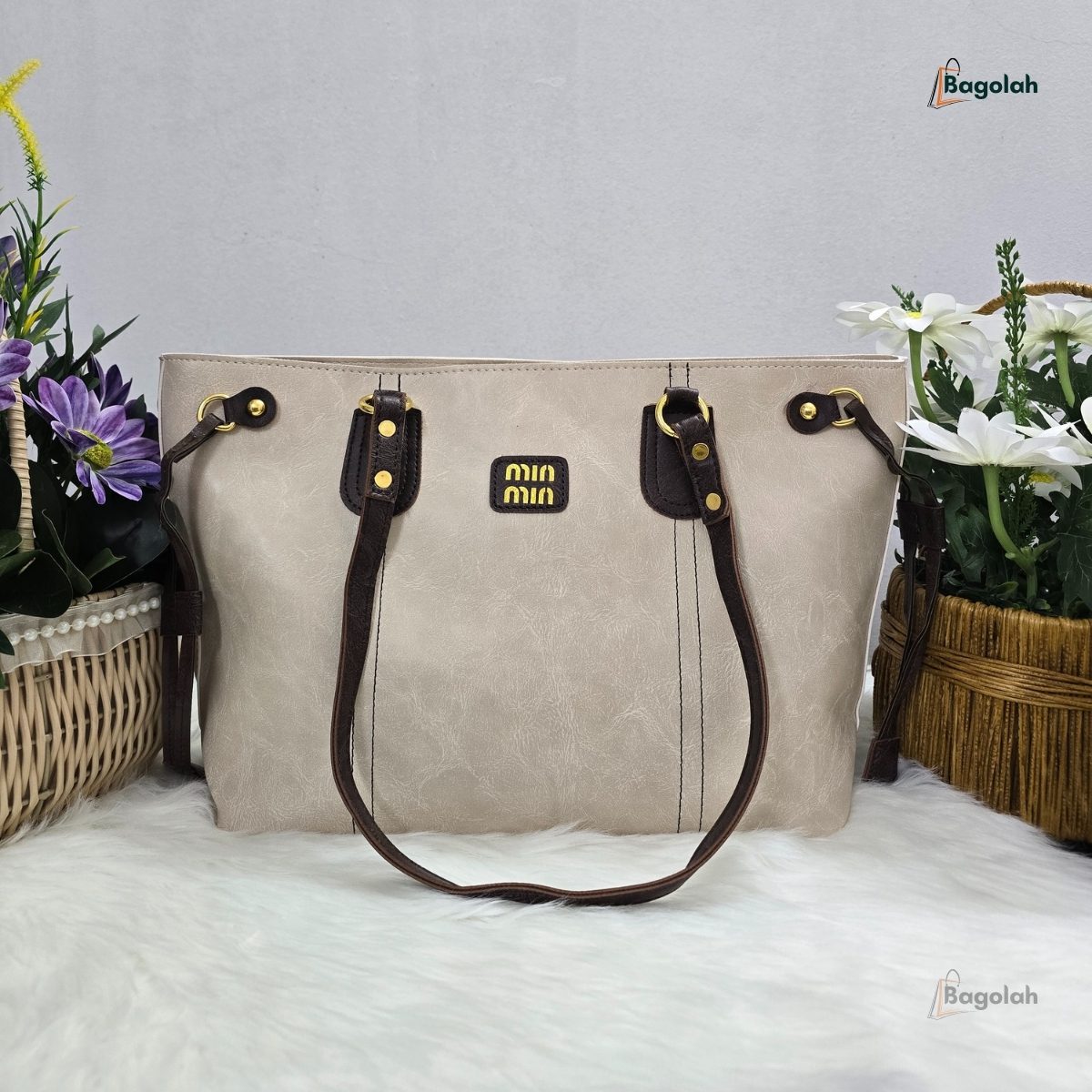 Winter Luxury Soft Leather Large Capacity Off White Tote Bag 1