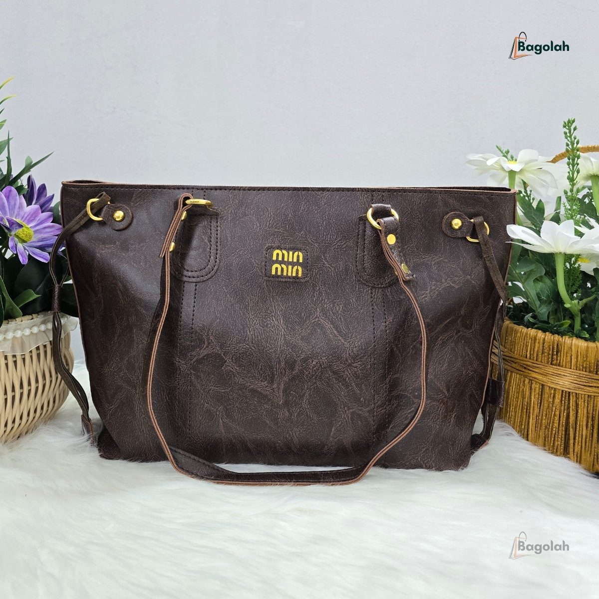 Winter Luxury Soft Leather Large Capacity Retro Tote Bag 1